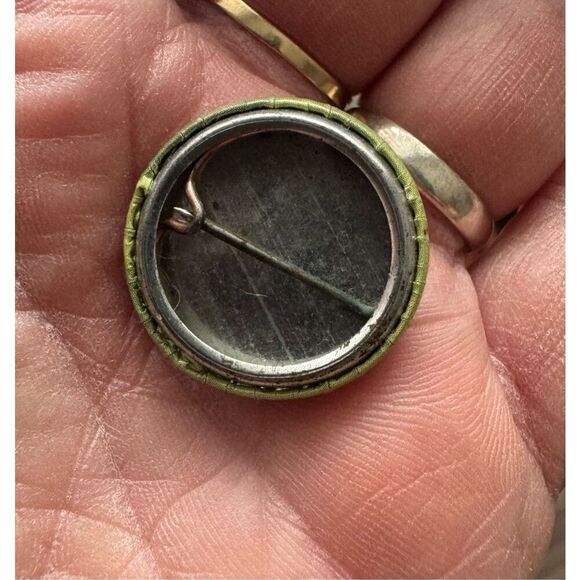 Vintage Modest Mouse Music Pin - Picture 3 of 4